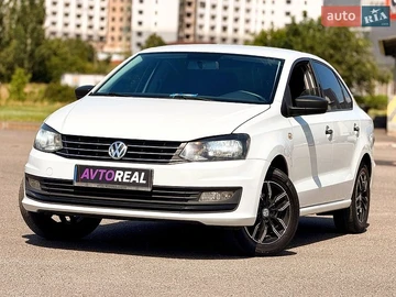 Авто Volkswagen Polo 2016 № 8956475