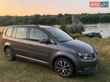 Авто Volkswagen Cross Touran 2011 № 8956483