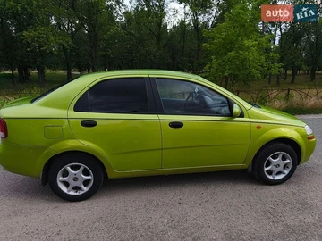 Авто Chevrolet Aveo 2005 № 8956593