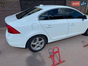 Авто Volvo S60 2011 № 8956671