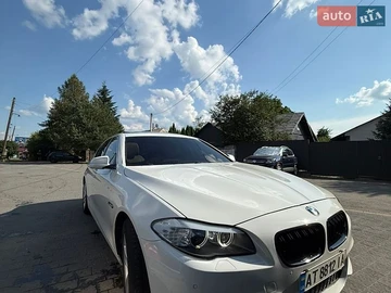 Авто BMW 5 Series 2013 № 8956685