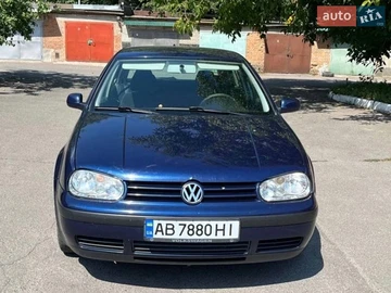 Авто Volkswagen Golf 2000 № 8956779