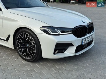 Авто BMW 5 Series 2018 № 8956873