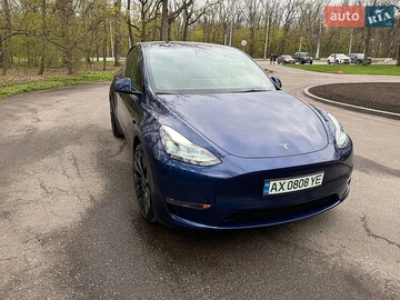 Авто Tesla Model Y 2023 № 8956876