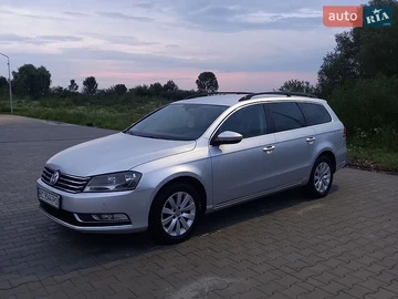 Авто Volkswagen Passat 2012 № 8957135