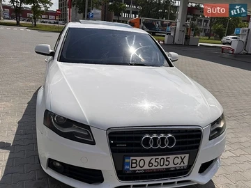 Авто Audi A4 2010 № 8957449