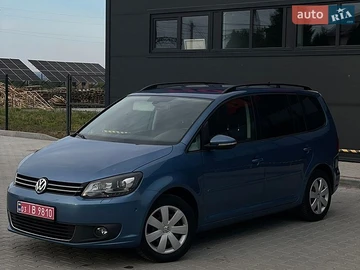 Авто Volkswagen Touran 2012 № 8957508