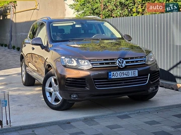 Авто Volkswagen Touareg 2012 № 8957601