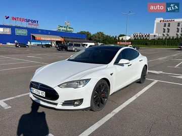 Авто Tesla Model S 2013 № 8957917