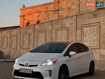 Авто Toyota Prius 2013 № 8957924