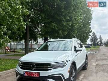 Авто Volkswagen Tiguan 2022 № 8958062