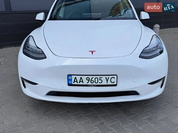 Авто Tesla Model Y 2021 № 8958069