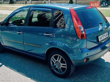 Авто Ford Fiesta 2006 № 8958241