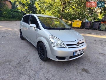 Авто Toyota Corolla Verso 2005 № 8958255