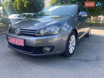 Авто Volkswagen Golf 2010 № 8958334