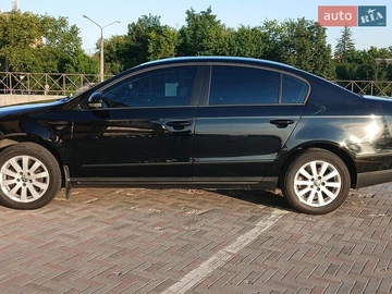 Авто Volkswagen Passat 2008 № 8958439