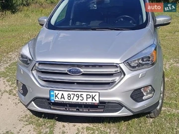 Авто Ford Kuga 2017 № 8958518