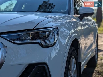 Авто Audi Q3 2019 № 8958632