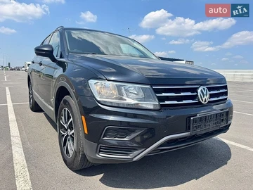 Авто Volkswagen Tiguan 2021 № 8959111