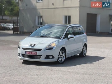 Авто Peugeot 5008 2010 № 8959694
