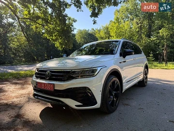 Авто Volkswagen Tiguan Allspace 2023 № 8959989