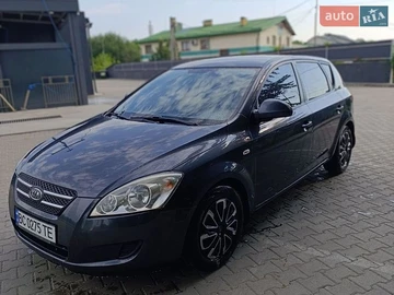 Авто KIA Ceed 2008 № 8960138