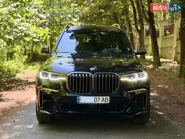 Авто BMW X7 2021 № 8960744
