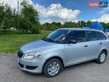 Авто Skoda Fabia 2012 № 8960825