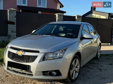 Авто Chevrolet Cruze 2011 № 8960836