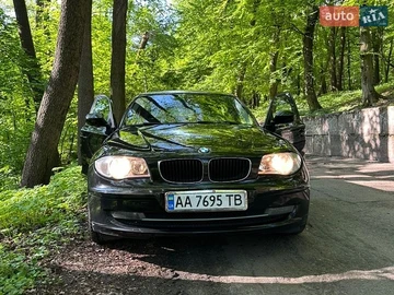Авто BMW 1 Series 2009 № 8960837
