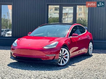 Авто Tesla Model 3 2018 № 8961017