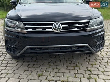 Авто Volkswagen Tiguan 2019 № 8961088