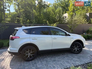 Авто Toyota Rav4 2016 № 8961102