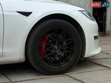 Авто Tesla Model S 2021 № 8961113
