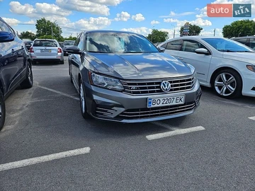 Авто Volkswagen Passat 2016 № 8961351