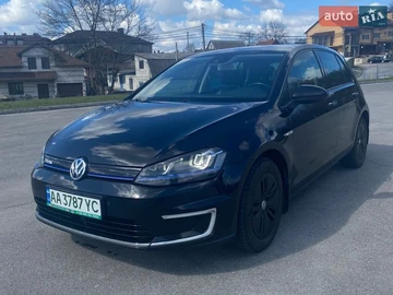 Авто Volkswagen E-Golf 2015 № 8961357