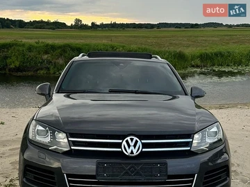 Авто Volkswagen Touareg 2011 № 8961451