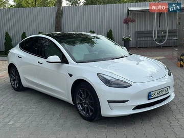 Авто Tesla Model 3 2021 № 8961463