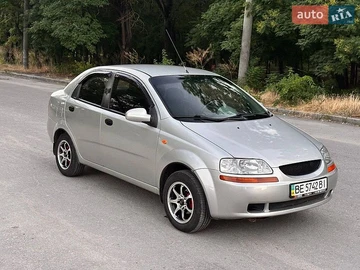 Авто Chevrolet Aveo 2005 № 8961659