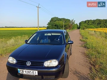 Авто Volkswagen Golf 2003 № 8961734