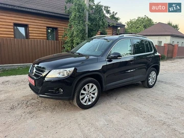Авто Volkswagen Tiguan 2010 № 8961900