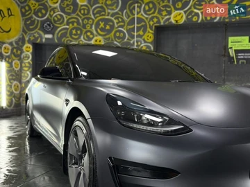 Авто Tesla Model 3 2023 № 8962075