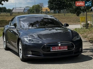 Авто Tesla Model S 2016 № 8962189