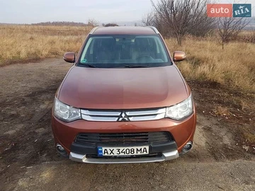 Авто Mitsubishi Outlander 2014 № 8962428