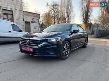 Авто Volkswagen Passat 2021 № 8962792