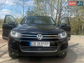 Авто Volkswagen Touareg 2014 № 8962797