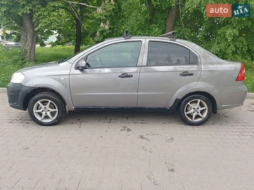 Авто Chevrolet Aveo 2007 № 8963245