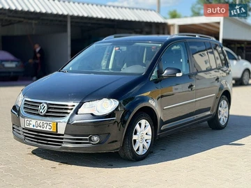 Авто Volkswagen Touran 2008 № 8963374