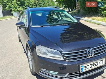 Авто Volkswagen Passat 2011 № 8963376