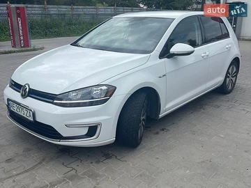 Авто Volkswagen E-Golf 2017 № 8963401